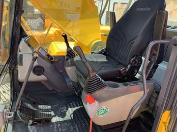 2018 ปี 22 ตันรถขุดตีนตะขาบมือสอง Komatsu PC220 - 8 Diggers เครื่องจักร