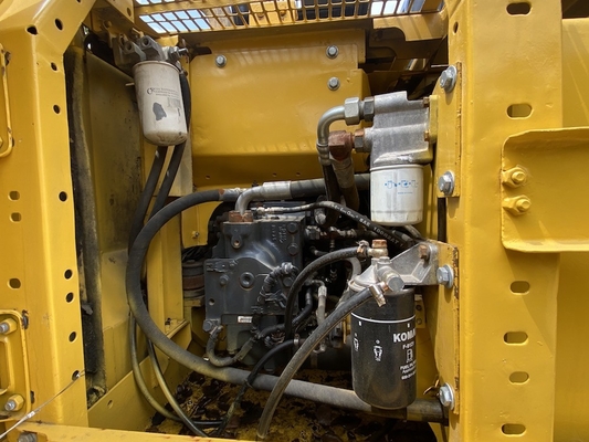 รถขุดตีนตะขาบรถขุดตีนตะขาบ Komatsu PC130-7 พร้อมถังขนาด 0.53m3