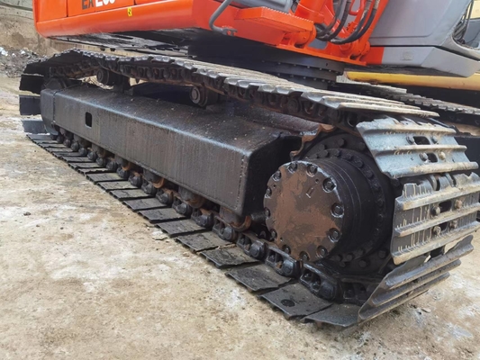 20t ใช้ Hitachi EX200-5 รถขุดตีนตะขาบไฮดรอลิกพร้อมถัง 0.8m3 18824.1kg
