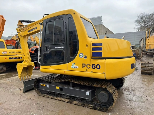 6 ตัน ของแท้ของญี่ปุ่น ใช้ Komatsu PC60-7 เครื่องขุด Crawler ขาย