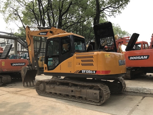 13 ตัน ใช้ Sany SY135C-9 เครื่องขุดไฮดรอลิก ขนาด 0.53 m3