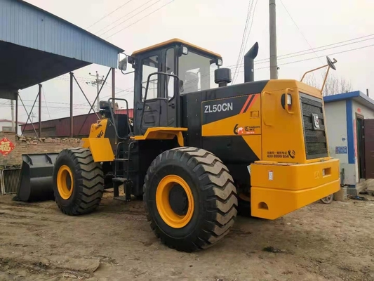 3-5 ตัน เครื่องบรรทุกล้อ Liugong ZL50CN มือสอง เครื่องบรรทุกถัง 1.8-5.6cbm