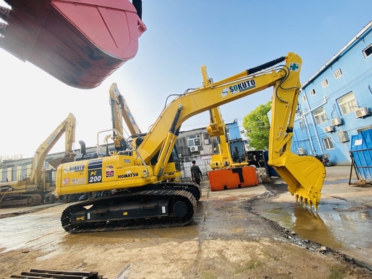 20 ตัน ของแท้ของญี่ปุ่น มือสอง Komatsu PC200-8 เครื่องขุด Crawler ใช้ในขาย