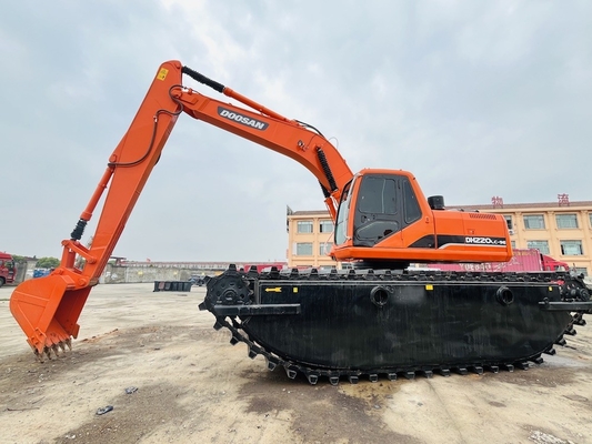 Doosan ใช้เครื่องขุดแอมฟิเบียส DH220LC-9E ด้วยเครื่องทําความสะอาดแม่น้ําขนาด 1 m3 เครื่องขุดมือสอง