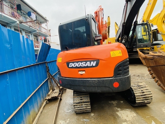 6 ตัน ของแท้ใช้ Doosan DH60-7 เครื่องขุด Crawler มือสอง ด้วยความจุ 0.09-0.2 m3