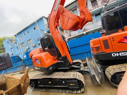 6 ตัน ของแท้ใช้ Doosan DH60-7 เครื่องขุด Crawler มือสอง ด้วยความจุ 0.09-0.2 m3