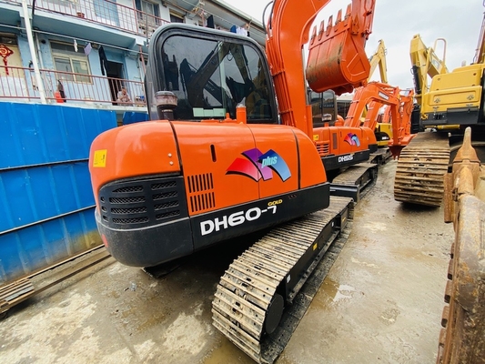 6 ตัน ของแท้ใช้ Doosan DH60-7 เครื่องขุด Crawler มือสอง ด้วยความจุ 0.09-0.2 m3