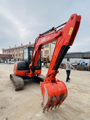 5 ตัน ใช้ Kubota KX155 รถขุด Crawler รถขุดมือสอง ด้วยพลังงานเครื่องยนต์ 29.9KW และความจุของถัง 0.16 m3